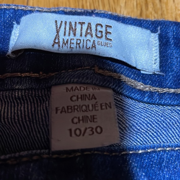 Boho Bermuda shorts by Vintage America - Picture 2 of 4